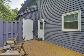 7 Mi to Dtwn Raleigh: Bbq-ready Townhome!