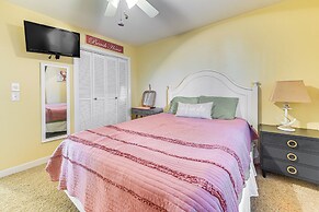 Steps to Beach: NMB Condo w/ Balcony & Pool Access