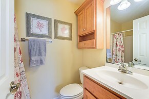 Steps to Beach: NMB Condo w/ Balcony & Pool Access
