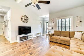 < 1 Mi to Golf & Marina: Inviting Home in Afton!