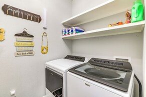 < 1 Mi to Golf & Marina: Inviting Home in Afton!