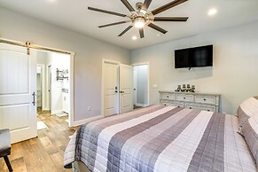 < 1 Mi to Golf & Marina: Inviting Home in Afton!