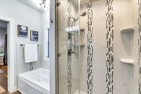 < 1 Mi to Golf & Marina: Inviting Home in Afton!