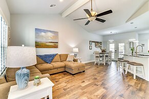 < 1 Mi to Golf & Marina: Inviting Home in Afton!