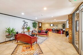 Townhome Near Dtwn Flagstaff: Grill, Golf & Relax!