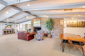 Townhome Near Dtwn Flagstaff: Grill, Golf & Relax!
