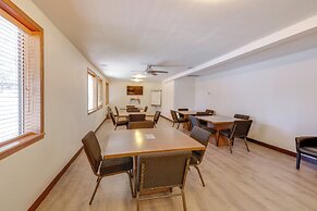 Townhome Near Dtwn Flagstaff: Grill, Golf & Relax!