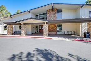 Townhome Near Dtwn Flagstaff: Grill, Golf & Relax!