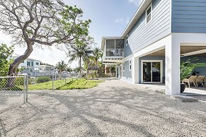 Close to Beach: Canal-front Home in Islamorada