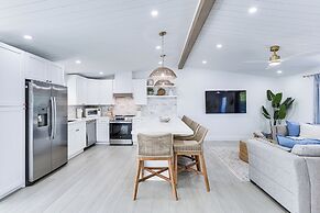 Close to Beach: Canal-front Home in Islamorada