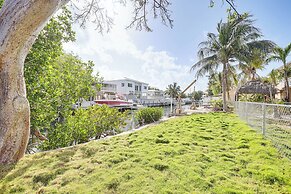 Close to Beach: Canal-front Home in Islamorada
