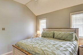 8 Mi to Texas Tech: Home w/ Patio in Lubbock