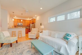 Near Portland trails: Walkable Apartment w/ Deck