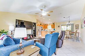 Peaceful Escape w/ Golf Cart in The Villages!