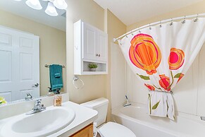 Peaceful Escape w/ Golf Cart in The Villages!