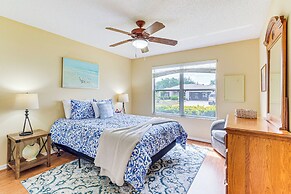 Peaceful Escape w/ Golf Cart in The Villages!