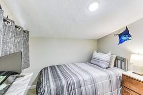 13 Mi to St Andrews State Park: Cabin w/ Patio!