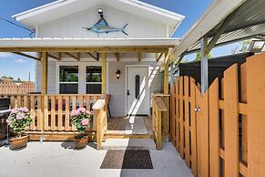 13 Mi to St Andrews State Park: Cabin w/ Patio!