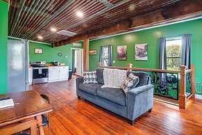 Near Vineyards: Country Condo in New Haven
