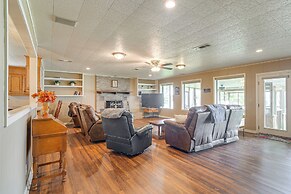 Lakefront Gem w/ Boat Dock & Fishing Pier in Many