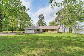 Lakefront Gem w/ Boat Dock & Fishing Pier in Many