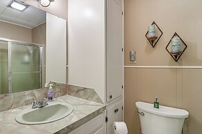 Lakefront Gem w/ Boat Dock & Fishing Pier in Many