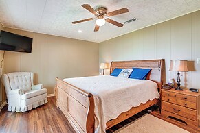 Lakefront Gem w/ Boat Dock & Fishing Pier in Many