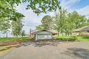 Lakefront Gem w/ Boat Dock & Fishing Pier in Many