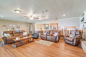 Lakefront Gem w/ Boat Dock & Fishing Pier in Many