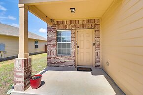 < 20 Mi to Dtwn Austin: Home in Quiet Neighborhood
