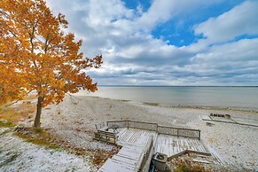 Breathtaking Sunsets: Lake Huron Beachfront Escape
