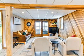 Breathtaking Sunsets: Lake Huron Beachfront Escape