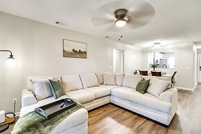 2 Mi to Fort Stewart: Modern Hinesville Haven