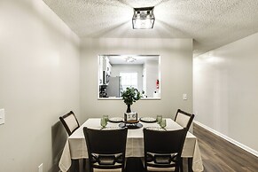 2 Mi to Fort Stewart: Modern Hinesville Haven