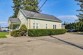 < 2 Mi to Suny Cortland: Unit w/ Private Parking