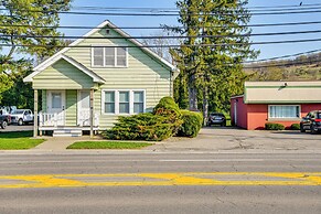 < 2 Mi to Suny Cortland: Unit w/ Private Parking