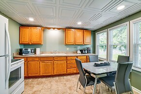 < 2 Mi to Suny Cortland: Unit w/ Private Parking