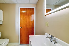 < 2 Mi to Suny Cortland: Unit w/ Private Parking