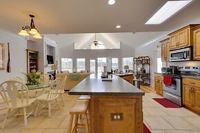 Fish, Boat & Unwind: 'creekside Oasis' in Darien!