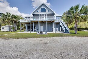 Fish, Boat & Unwind: 'creekside Oasis' in Darien!