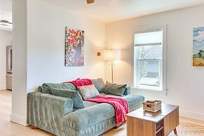 Apt w/ Deck: 3 Mi to Downtown Youngstown!