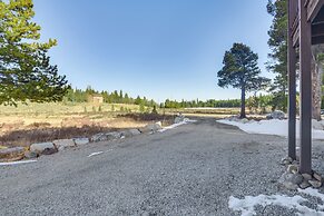 Deck + Mountain Views: Fairplay Family Escape!