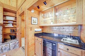 Walk to Ski Slopes: Sugar Mountain Unit w/ Balcony