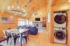 Walk to Ski Slopes: Sugar Mountain Unit w/ Balcony