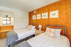 Walk to Ski Slopes: Sugar Mountain Unit w/ Balcony