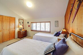 Walk to Ski Slopes: Sugar Mountain Unit w/ Balcony