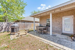Military-friendly Home Near Navarre Beach & Base!