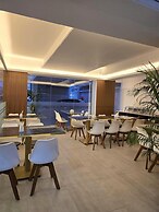 Royal Regent Suites Dhaka