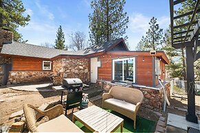 StoneHauz Cabin built in 1926