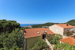 Hedera Estate, Hedera A60